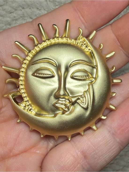 Jewelry - Sun Moon Brooch Gold Tone Celestial Face Pin 2 inches